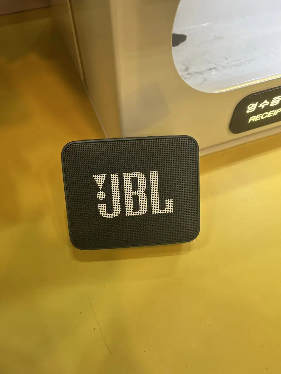 jbl GO2